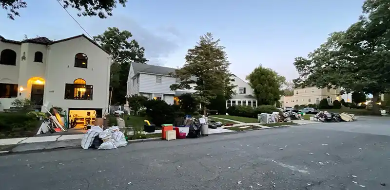 hunts woods flood garbage